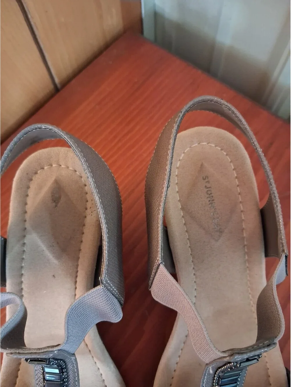 St Johns Bay Women's Silver Brown Wedge Open Toe Strappy Sandals Size 7M